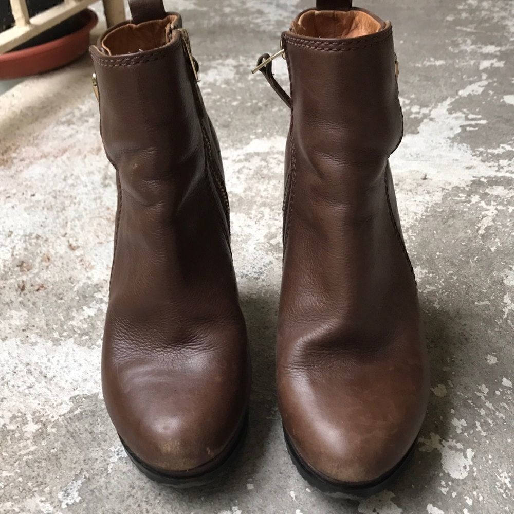 Uterque Ankle Boots - Picture 2 of 4